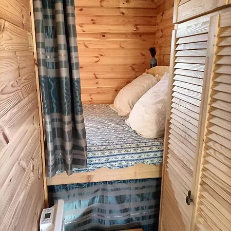 Roulottes - Les Lits De Berger Campsite Saint-Front (Haute-Loire)