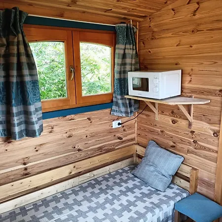 Campsite Roulottes - Les Lits De Berger Saint-Front (Haute-Loire)